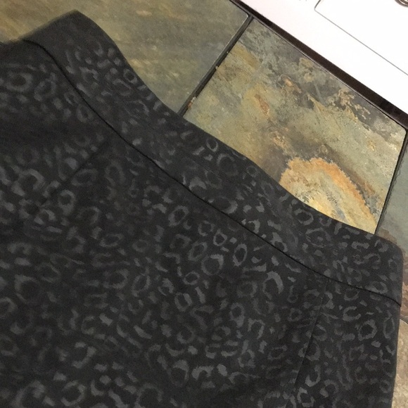 Cynthia Rowley Black pencil skirt - Picture 2 of 10